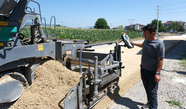 Bolu Belediyesi ekipleri şehrin dört bir yanında çalışıyor