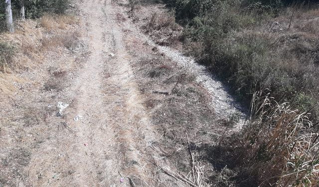 Bolu’da köylü nöbetleşe su kullanıyor