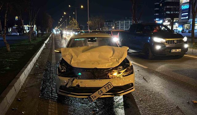 Bolu’da D-100’de iki otomobil çarpıştı: 2 yaralı