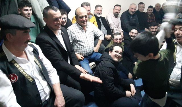 Mudurnu'da geleneksel ‘Birikme Gecesi’nde güldüren anlar