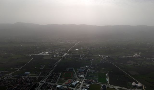 Bolu'da toz taşınımı etkili oluyor