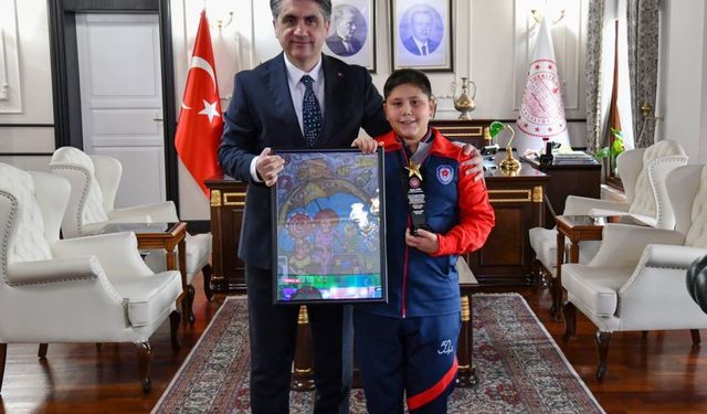 50. Yıl İzzet Baysal Ortaokulu Öğrencisi Uygar Çetin