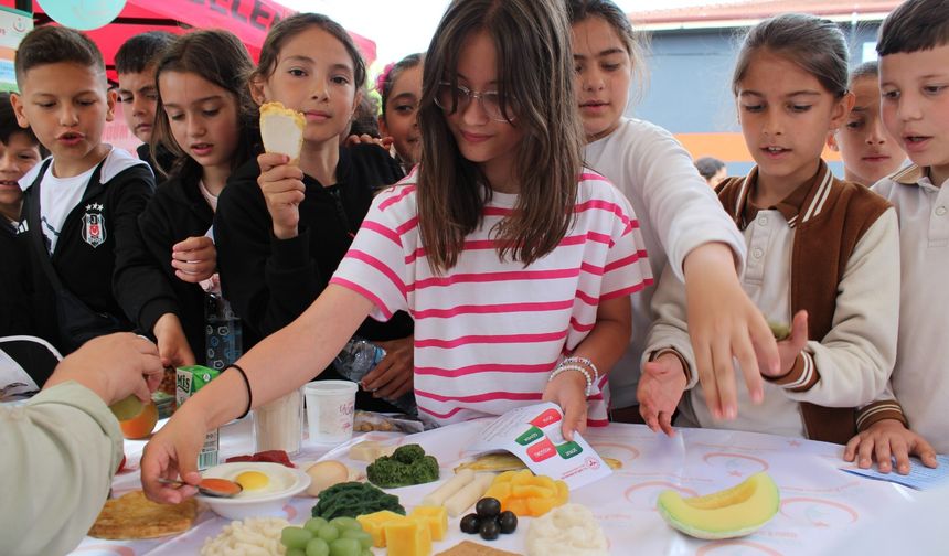 Bolu’da minik öğrencilere sağlık eğitimi