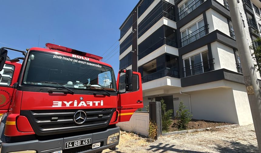 Mutfakta çıkan yangına komşu müdahalesi