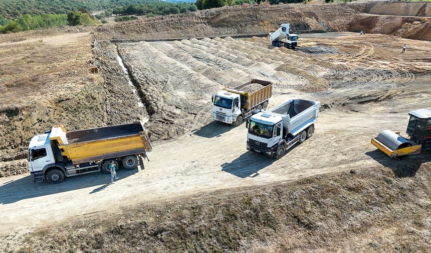 İlahiyat Fakültesi’nin ek binasının temeli atıldı