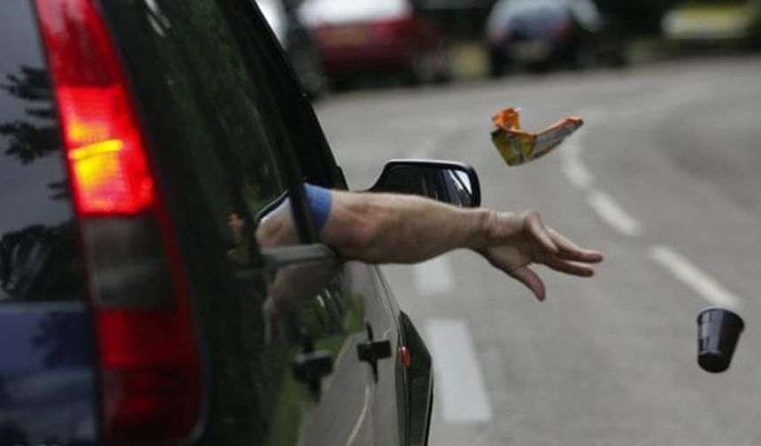 Yerlere Çöp ve İzmarit Atanlara 5 Bin TL Ceza