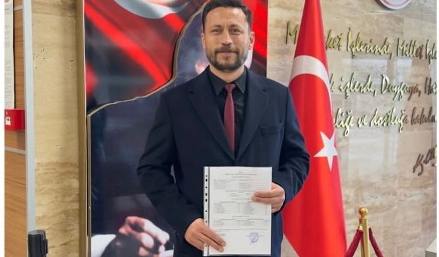 Bolu Berberler Odası Başkanı Doğan Şimşek Mazbatasını Aldı