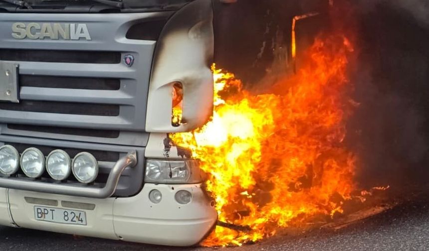 Bolu Dağı'nda tanker alev alev yandı