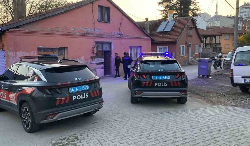 Bolu’da nafaka anlaşmazlığı yüzünden eşinin evine kurşun yağdıran koca yakalandı