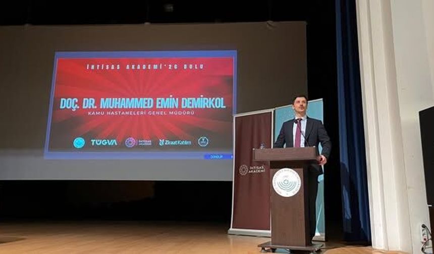 “İlimle Yükselen, İdealle Yürüyen Gençlik” Programına Yoğun İlgi